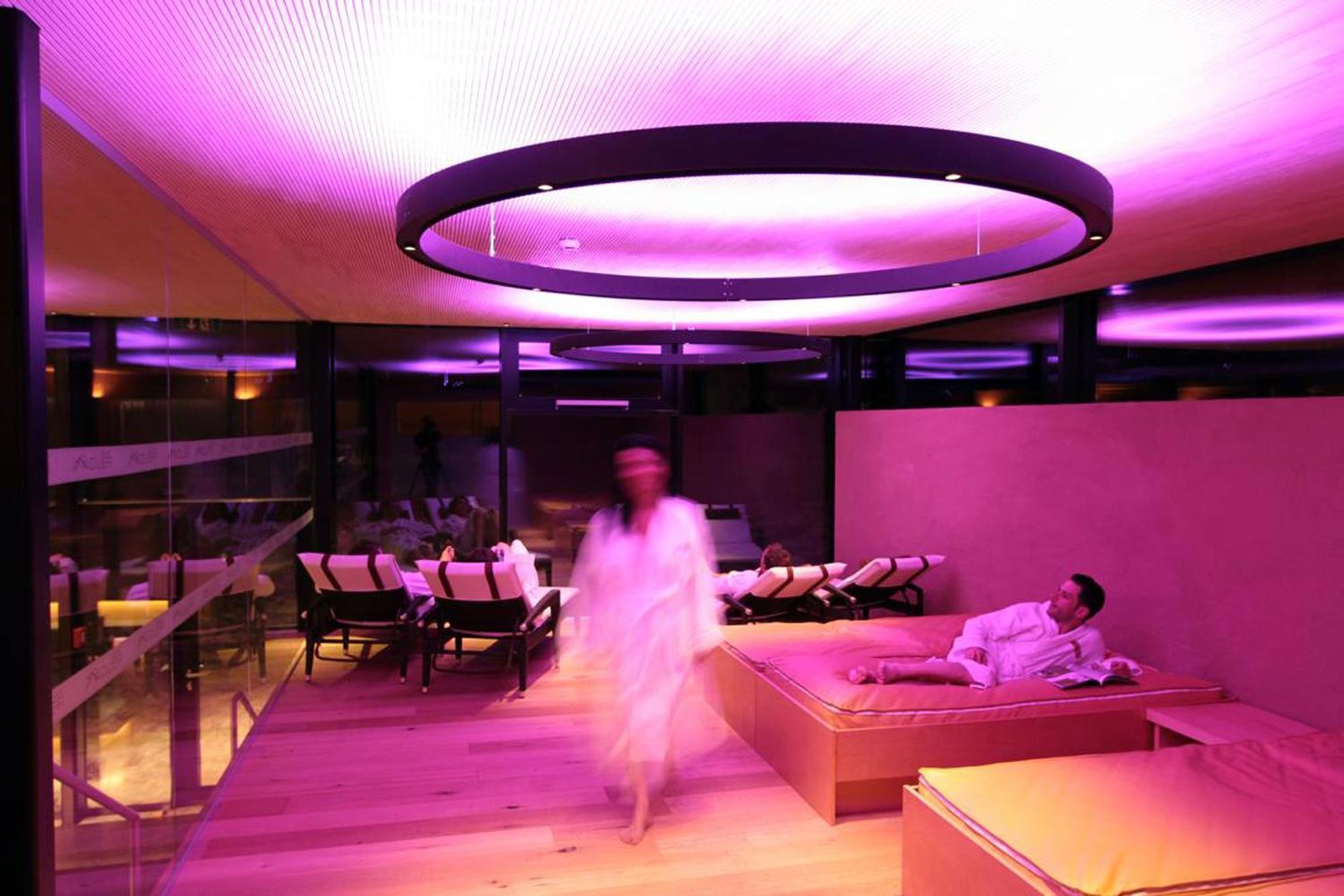 Hotel Adler Warth  ภายนอก รูปภาพ